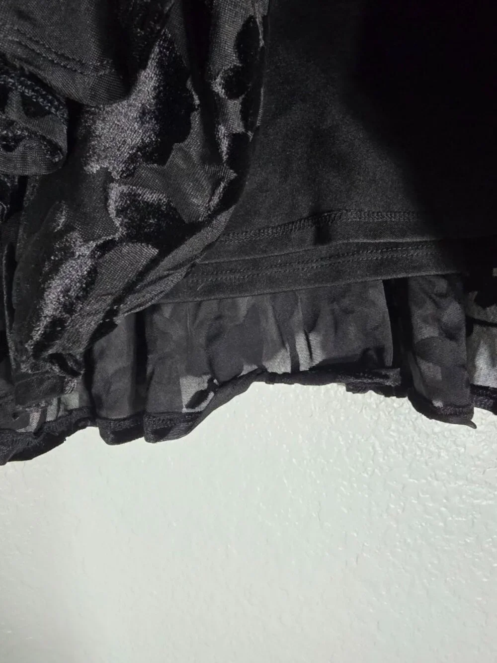 Forever 21 Mini Skirt Women Small Black Burnout Floral Y2K 90s Whimsigoth Gothic